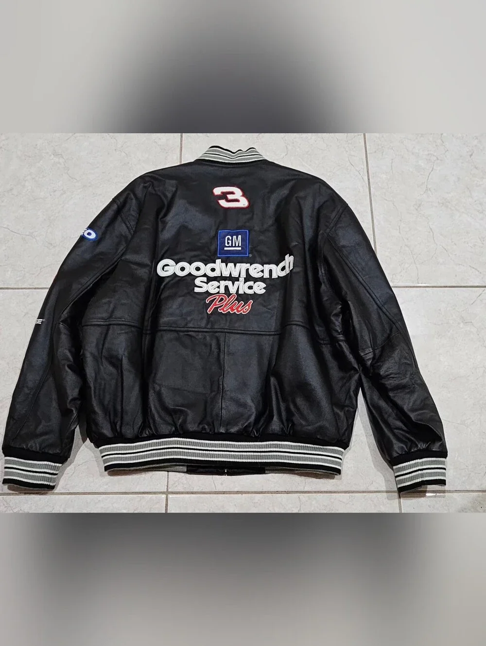 VINTAGE  Dale Earhardt Black Racing Patch Bomber Jacket - Men